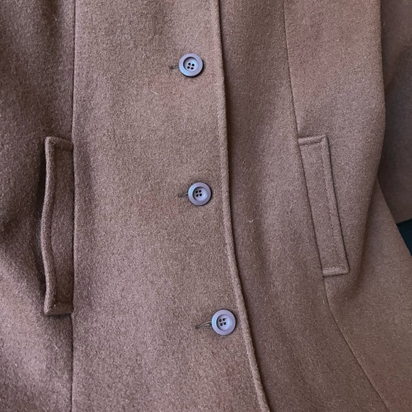 Beautiful vintage wool knee length coat - Picture 4 of 9